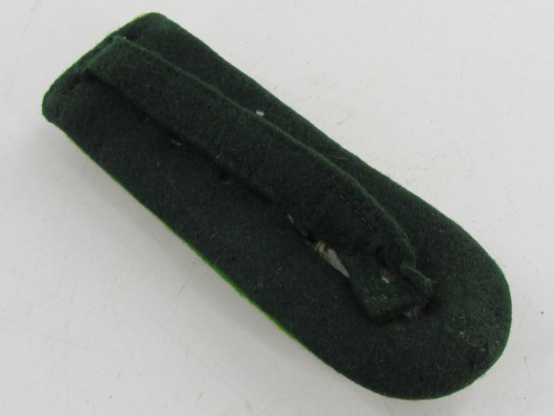 Heeres Verwaltung Shoulder Board