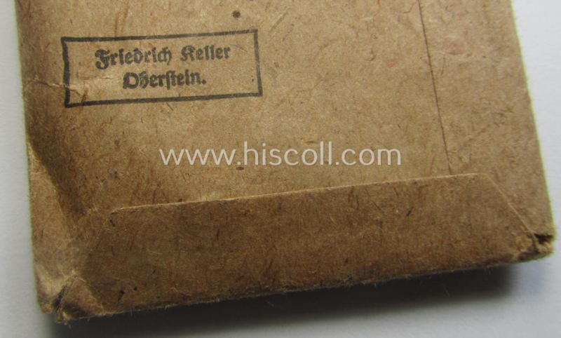 Medal-set: 'KvK 2. Klasse o. Schwn.' being a non-maker-marked specimen that came stored in its period pouch by the 'Hersteller': 'Friedrich Keller - Oberstein'