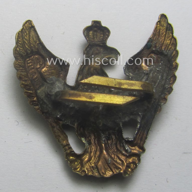 Superb, 'Truppentraditionsabzeichen' ie. 'Ehrennadel der 3. Kavallerie-Division' (aka 'Schwedter Adler') being executed in golden-toned, copper-based metal