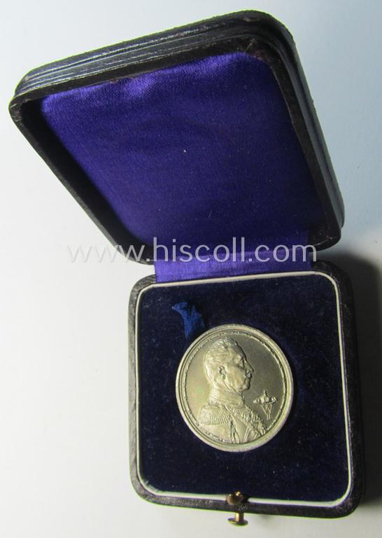 Attractive - and silver-based! - 'Preussen'-related commemorative-award-plaque (ie. 'Erinnerungs- o. nichttragbare Auszeichnungsplakette' or: 'Medaille für Verdienste um das Militär-Brieftaubenwesen 1918' and that came stored in its etui