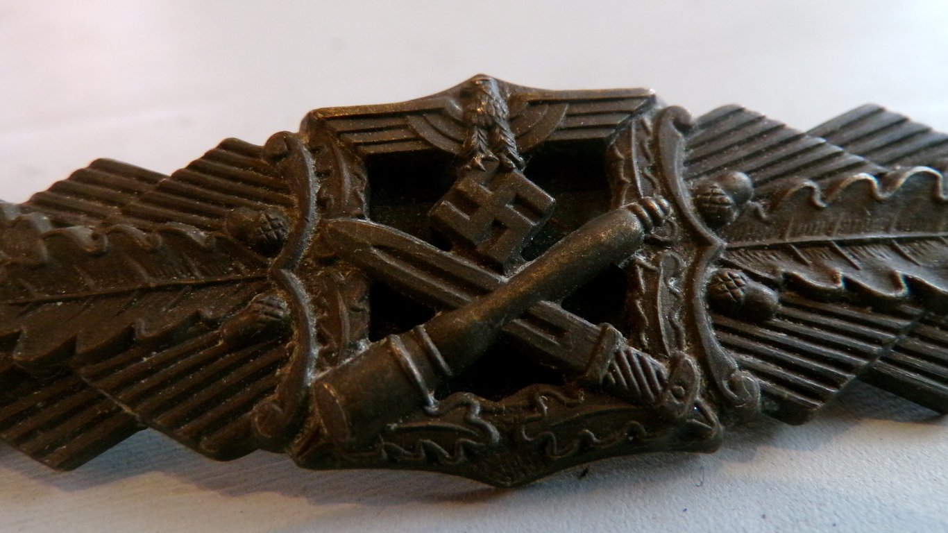 Nahkampfspange in Bronze