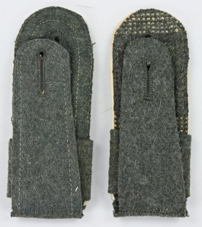 German WH NCO Shoudlerboars Set Infantry