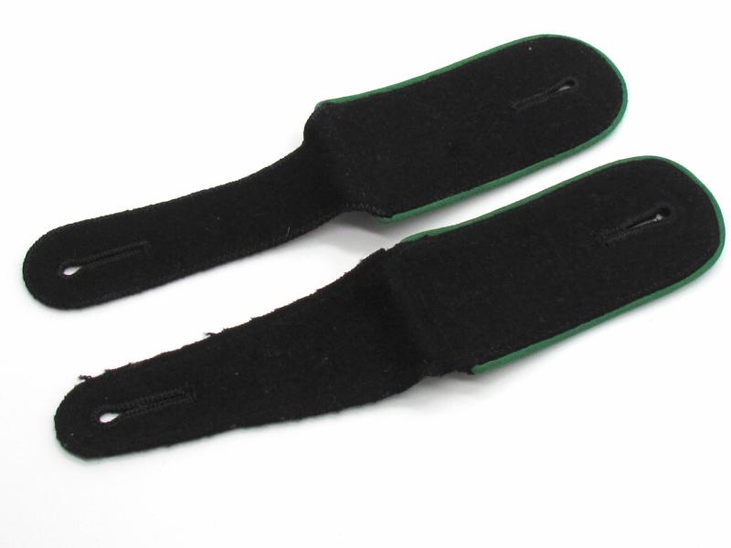 Waffen-SS mountain trooper ‘Gebirgsjäger’ enlisted shoulder boards