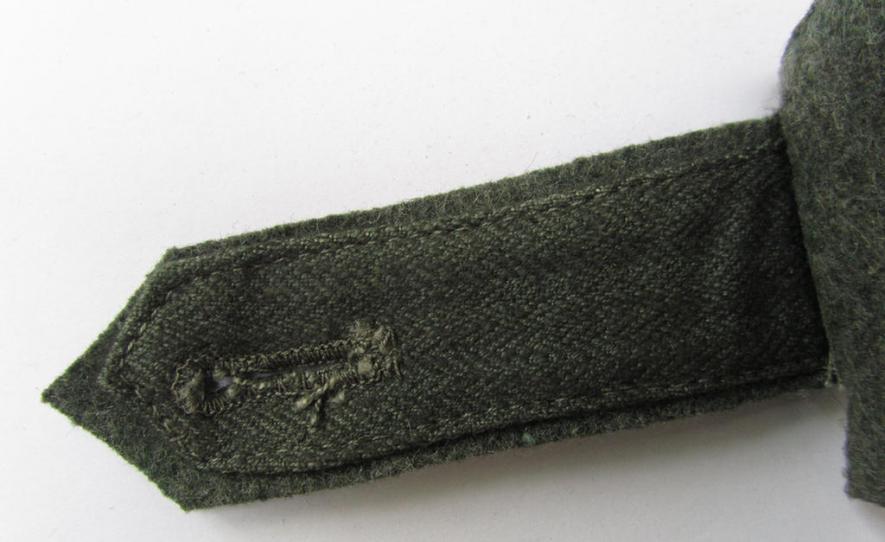 Neat - albeit regrettably single - 'cyphered'- (and IMO mid-war-period-) WH (Kriegsmarine) enlisted-mens'-type shoulderstrap, as was intended for a: 'Soldat eines Küsten-Artillerie-Regiments' 
