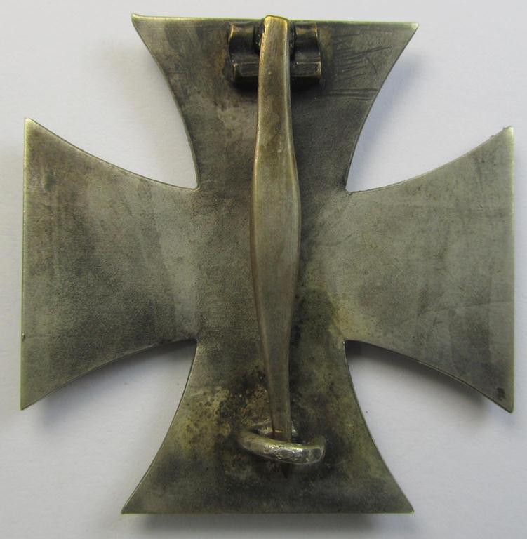 Attractive - early-pattern- and unusually non-magnetic! - 'Eisernes Kreuz 1. Klasse' (or: Iron Cross 1st class) being a typical non-maker-marked example as was produced by the Austrian-based maker (ie. 'Hersteller'): 'Friedrich Orth'