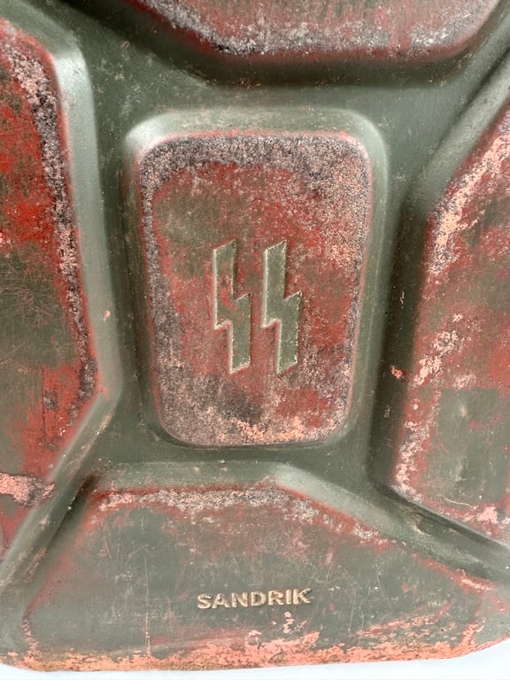 WW2 German ss jerrycan "Sandrik"
