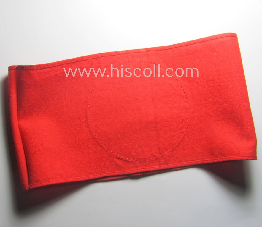Hardly used nor worn, linnen-based armband (ie. 'Armbinde') as was intended for usage by the staff of the: 'SA-Wehrmannschaften' (being a worn example that still retains its period-attached 'RzM'-etiket)