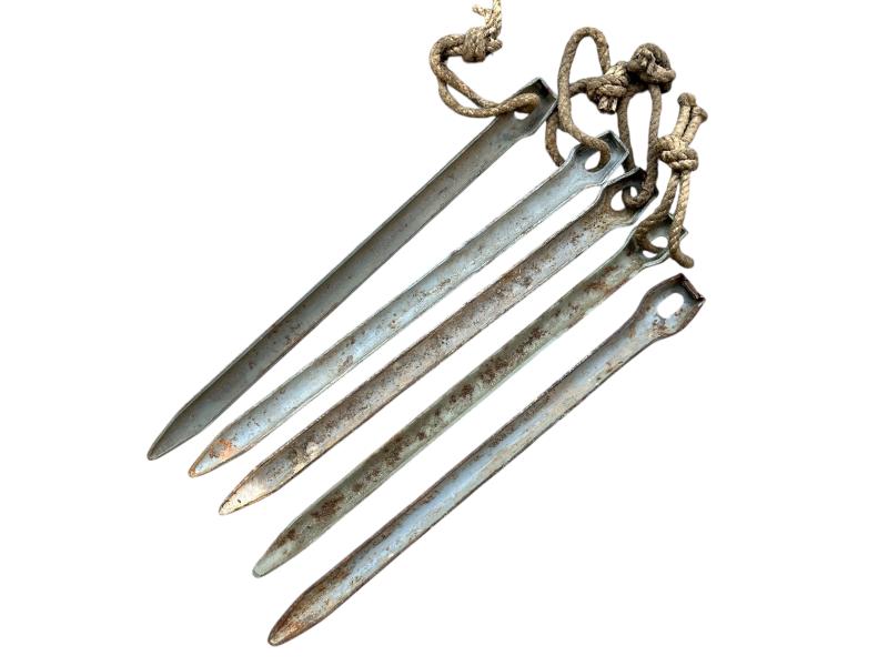 5x Metal Tent Pegs