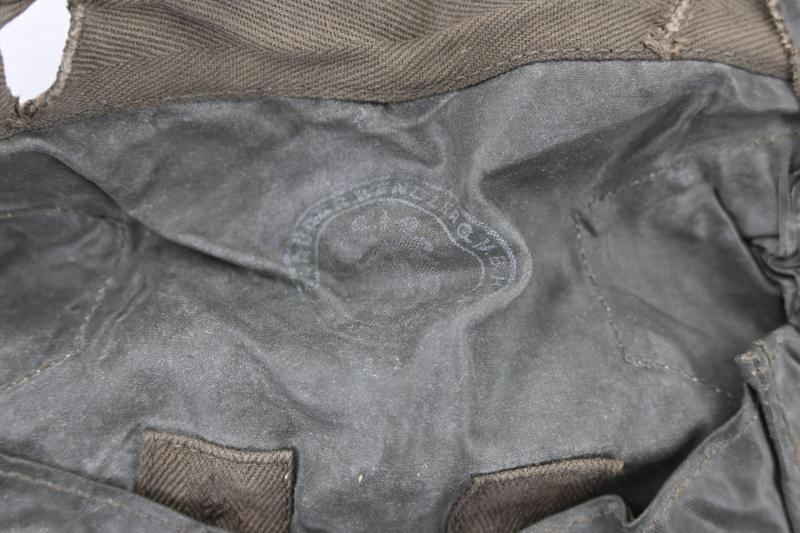 German WH M31 Gascape Pouch