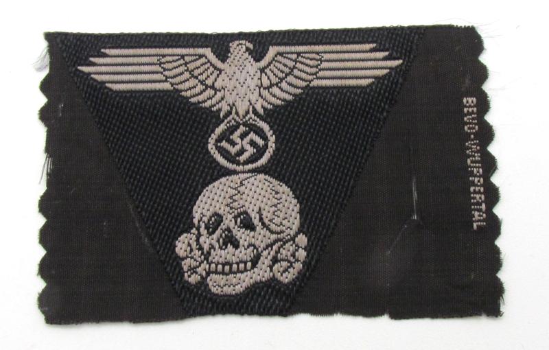 Waffen-SS Panzer ‘BeVo’ trapezoid M43 cap insignia