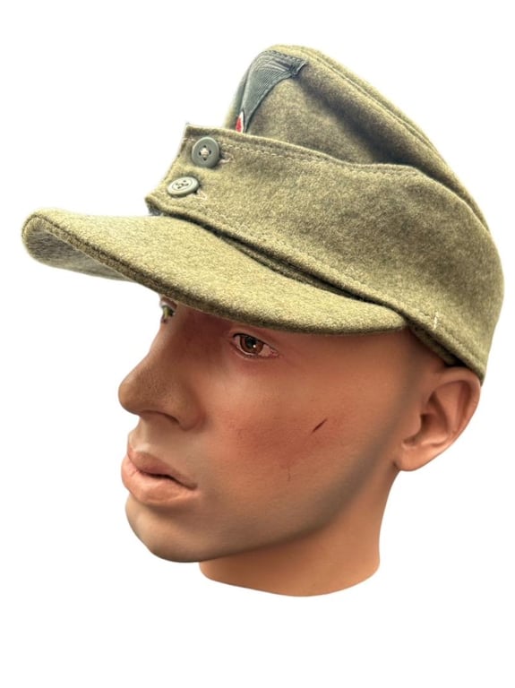 M43 Army (Heer) Field Cap ‘Einheitsfeldmütze’ with RBNr.