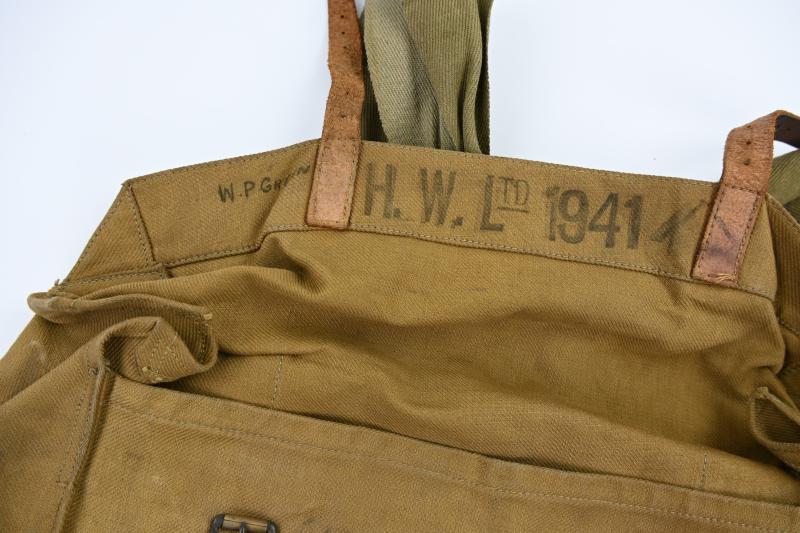 British WW2 Shell Dressing Pouch 1st Pattern