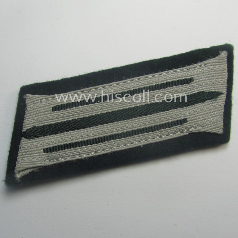 Pair of WH (Heeres) 'standard-issue'-pattern WH (Heeres) collar-tabs (or: 'Einheitskragenspiegel') being of the 'generic-pattern'