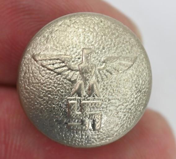 German NSDAP 20mm Button