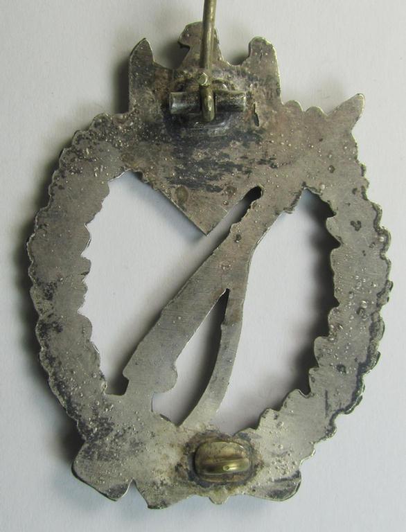 Attractive - and just moderately worn! - silver-class 'Infanterie Sturmabzeichen in Silber' being an unmarked (and by me unidentified) example as was executed in (bright) silverish-coloured, zinc-based metal (ie. 'Feinzink')