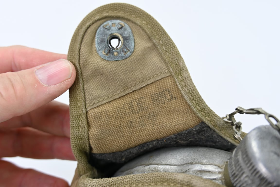 US M-1941 Cavalry/Paratrooper Canteen