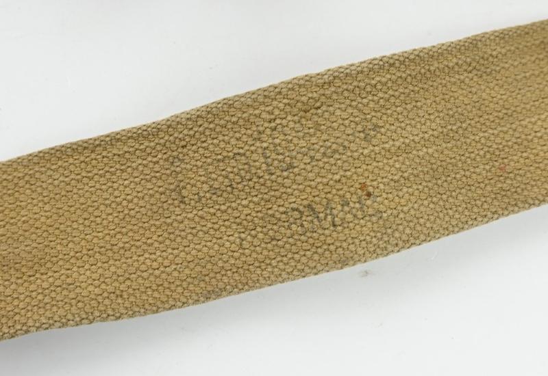 British WW2 Carrying Pouch with US bino