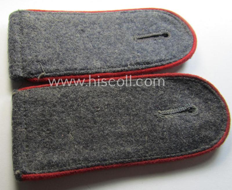 Pair of WH (Luftwaffe), EM-type shoulderstraps: 'Soldat eines Flakartillerie-Rgts. o. Abtlgs.'