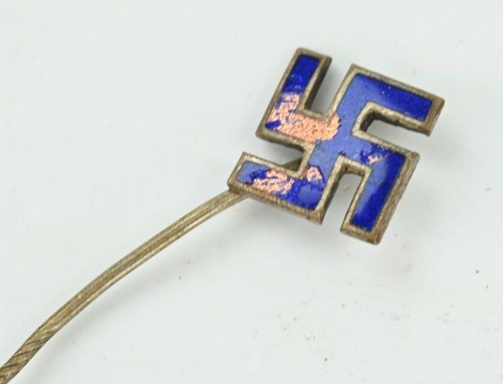 German Third Reich Enamel Swastika Pin