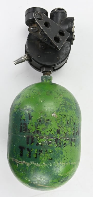 USAAF Oxygen bottle A-4 Green Apple
