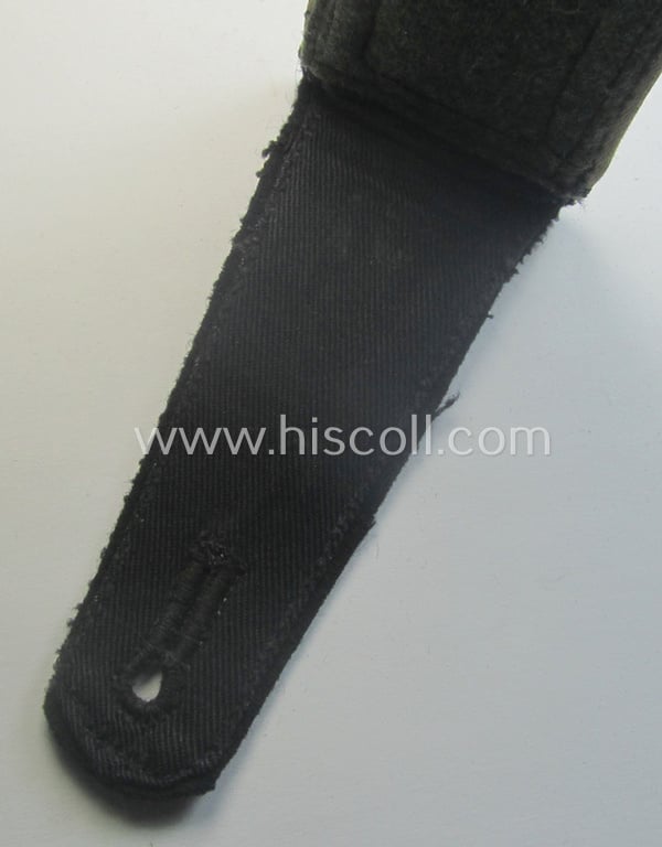 Single, Waffen-SS NCO-type shoulderstrap: 'SS-Unterscharführer' - 'Infanterie-Trpn.'
