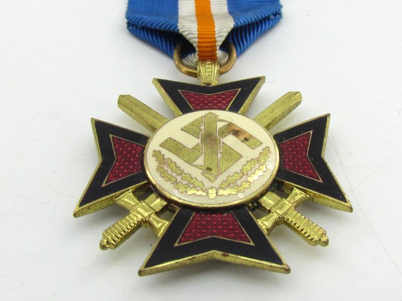 Cased NSB 'Oostlandkruis' ( Mussert Kruis )