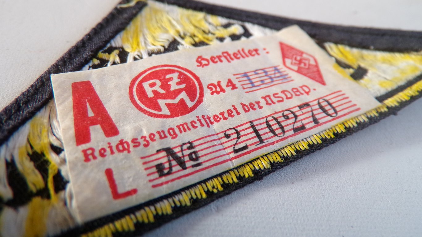 Hitler Youth Sleeve Triangle Südost Oberdonau