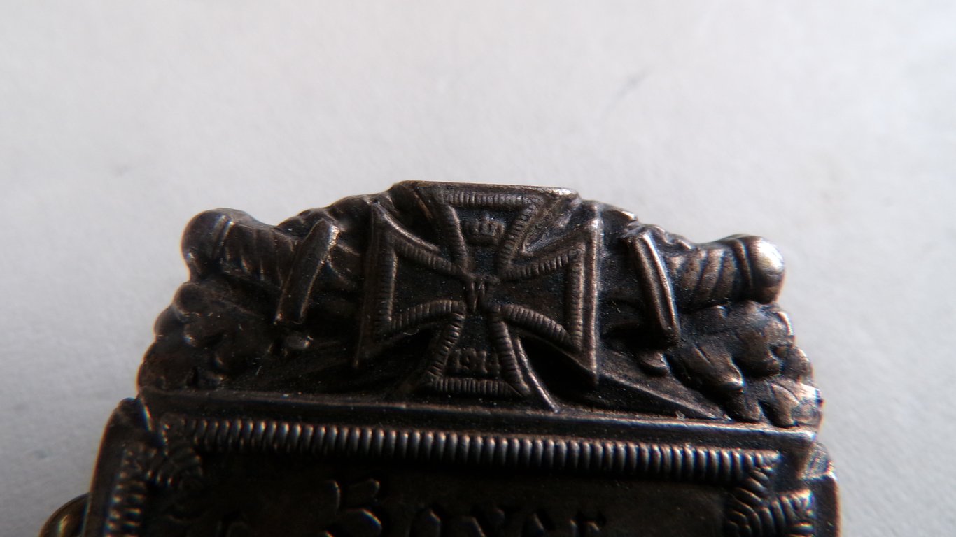 Bayer Kriegerbund membership badge 1874