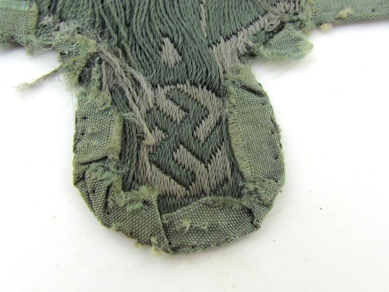 Wehrmacht M40 (Heer) ‘BeVo’ breast eagle