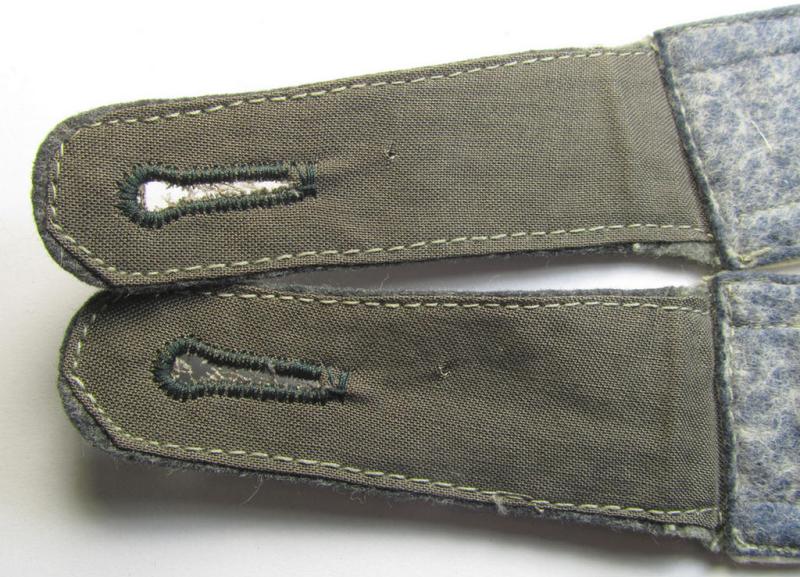 Attractive - and fully matching! - pair of WH (Heeres) NCO-type (ie. 'M40-/M43'-pattern) shoulderstraps as piped in the white- (ie. 'weisser'-) coloured branchcolour as was intended for usage by an: 'Unteroffizer eines Infanterie-Regiments'