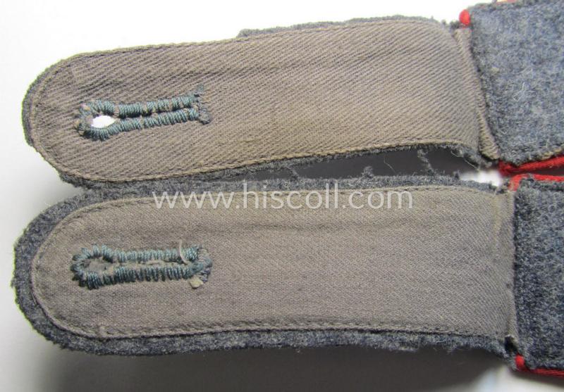 Attractive - and fully matching! - pair of WH (Luftwaffe), enlisted-mens'-type shoulderstraps as was intended for - and clearly used by! - a: 'Soldat eines Flakartillerie-Regiments o. Abteilungs'