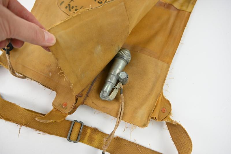 USAAF WW2 B-4 Mea West Life Preserver