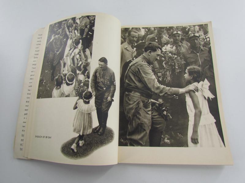 Book : Jugend Um Hitler