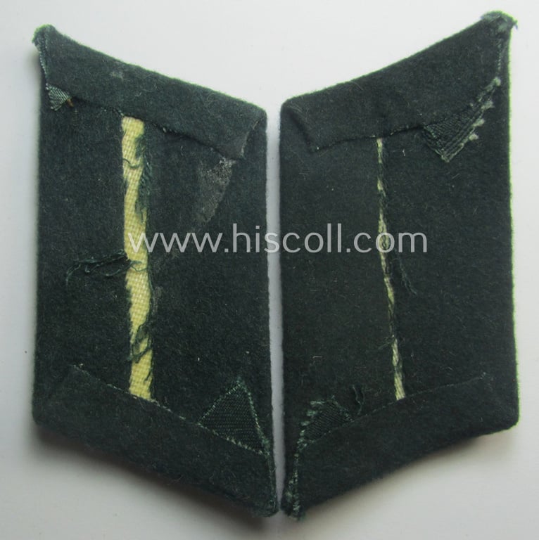 Pair of (later-war-period) WH (Heeres) collar-tabs (ie. 'Kragenspiegel für Offiziere') as piped in the desirable darker-blue- (ie. 'blauer'-) coloured branchcolour: 'Offizier o. Arzt der Sanitäts-Trpn.'