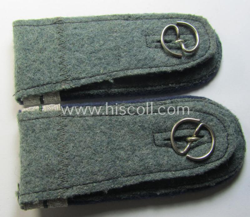 Neat - and fully matching! - WH (Heeres) pre- (ie. early-) war-period- (ie. 'M36/M40'-pattern) 'cyphered', NCO-type shoulderstraps as intended for usage by a: 'Feldwebel u. Offz.-Anwärter eines Sanitäts-Abtlgs. o. Rgts.'