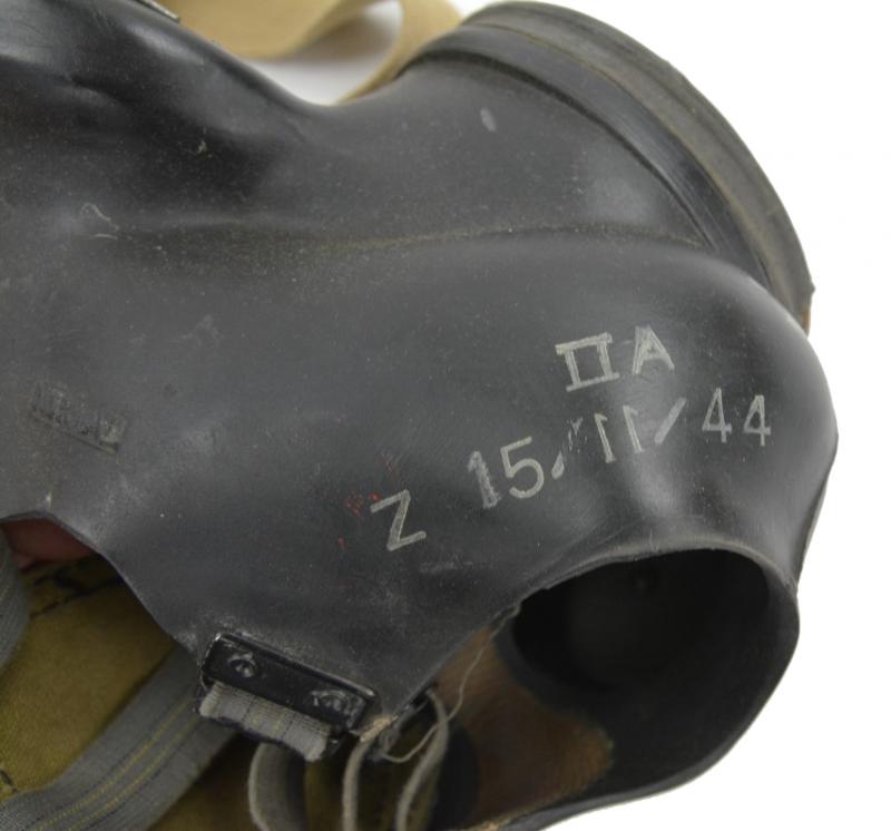 British WW2 Leight Weight Gasmask