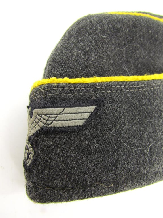 Wehrmacht Female ( Helferin ) Signal Auxiliaries Overseas Cap