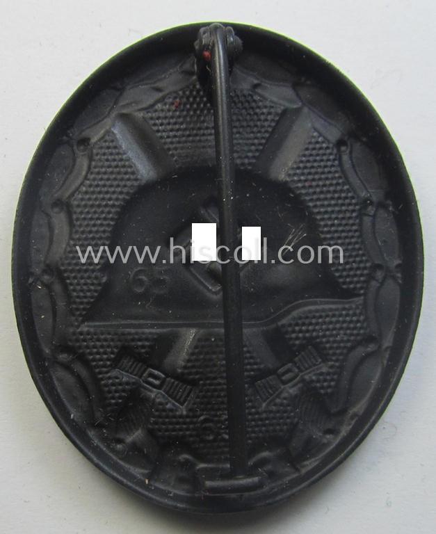 'Verwundeten-Abzeichen in Schwarz' being a clearly maker- (ie. '65'-) marked example by the: 'Klein & Quenzer'-company that came stored its (scarcely seen!) period pouch