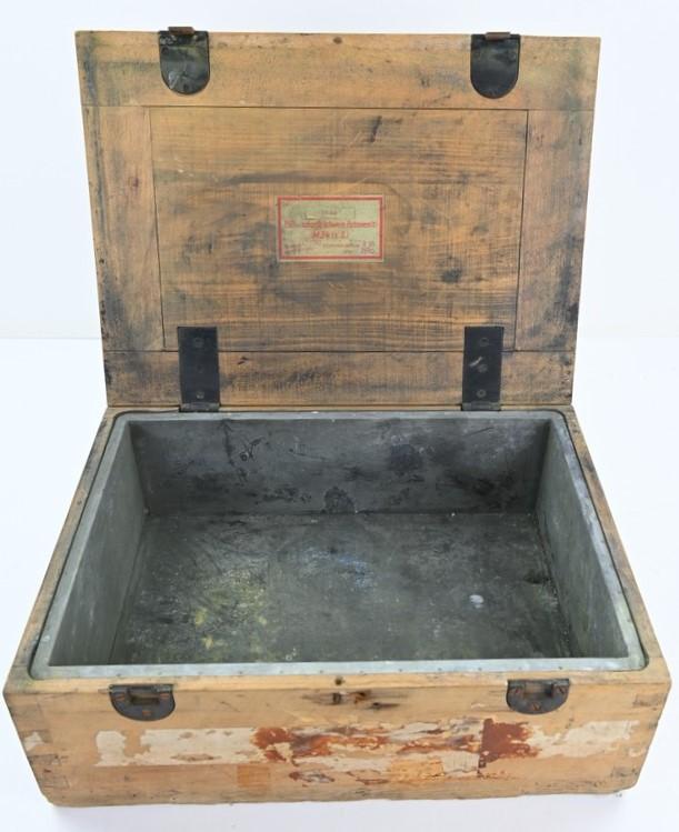German WH 'Luftdichten Patronenkasten B' Ammunition box