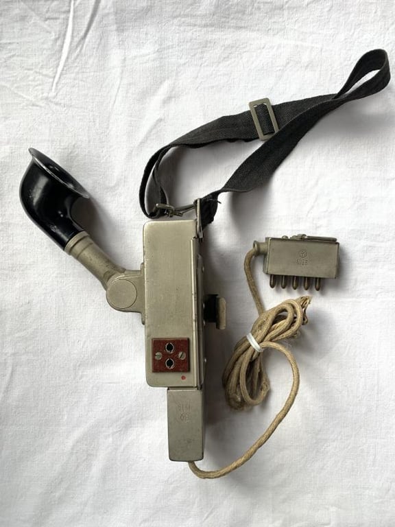 FF33 Breast Microphone -1939-