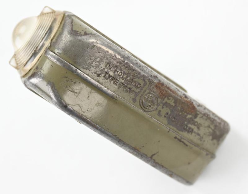 Dutch WW2 Iconic Flashlight 'Knijpcat' type 7424