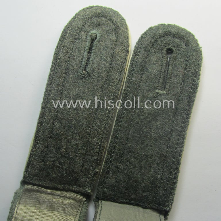 Pair of WH (Heeres) NCO-type (ie. 'M41- o. M43'-pattern) shoulderstraps: 'Uffz. eines Infanterie-Rgts.'