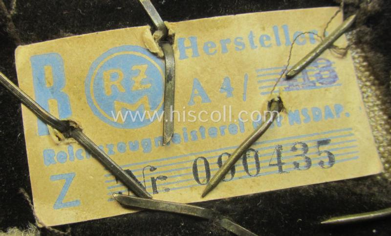 Single, N.S.D.A.P.-type collar-patch (ie. 'Kragenspiegel für pol. Leiter') as intended for usage by an: 'N.S.D.A.P.-Obereinsatzsleiter' at 'Kreis'-level and that comes in a moderately used ie. worn, condition