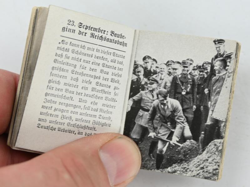 German WHW Pocket Booklet 'Der Fuhrer, macht Geschichte'