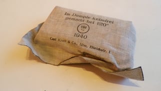Verbandpäckchen (field dressing) 1939