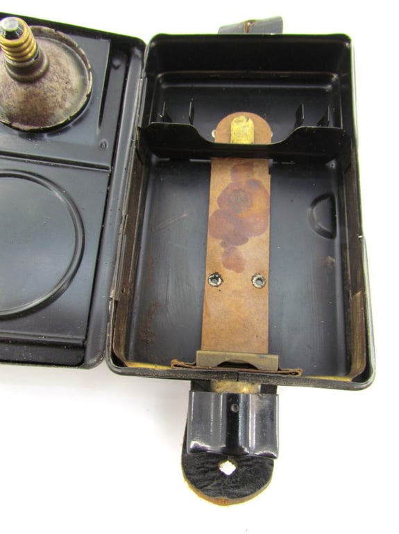 Wehrmacht issue Daimon flashlight