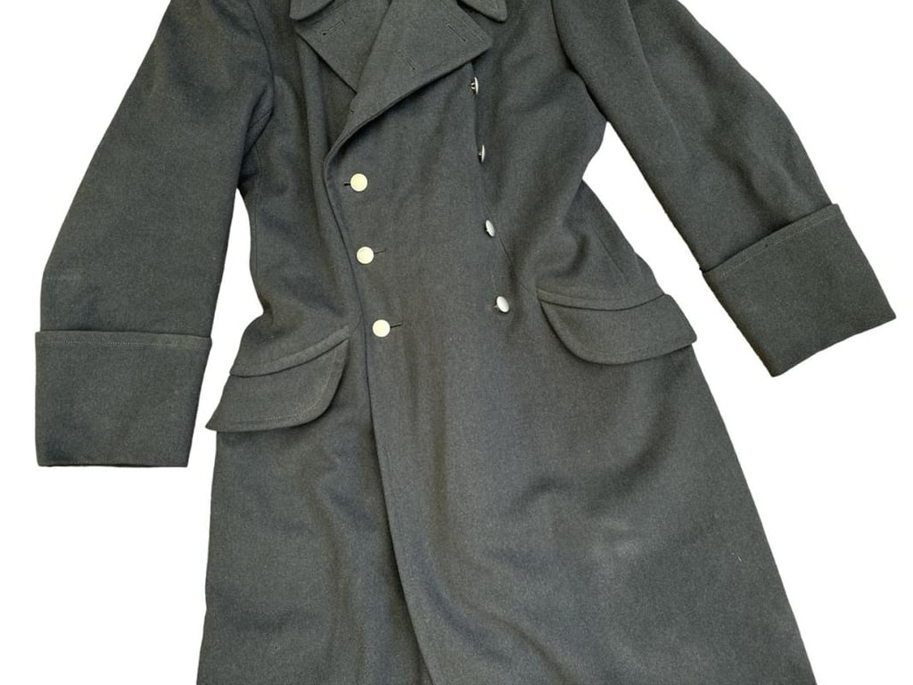 Luftwaffe Greatcoat ( Wachmantel ) with insignia 1938