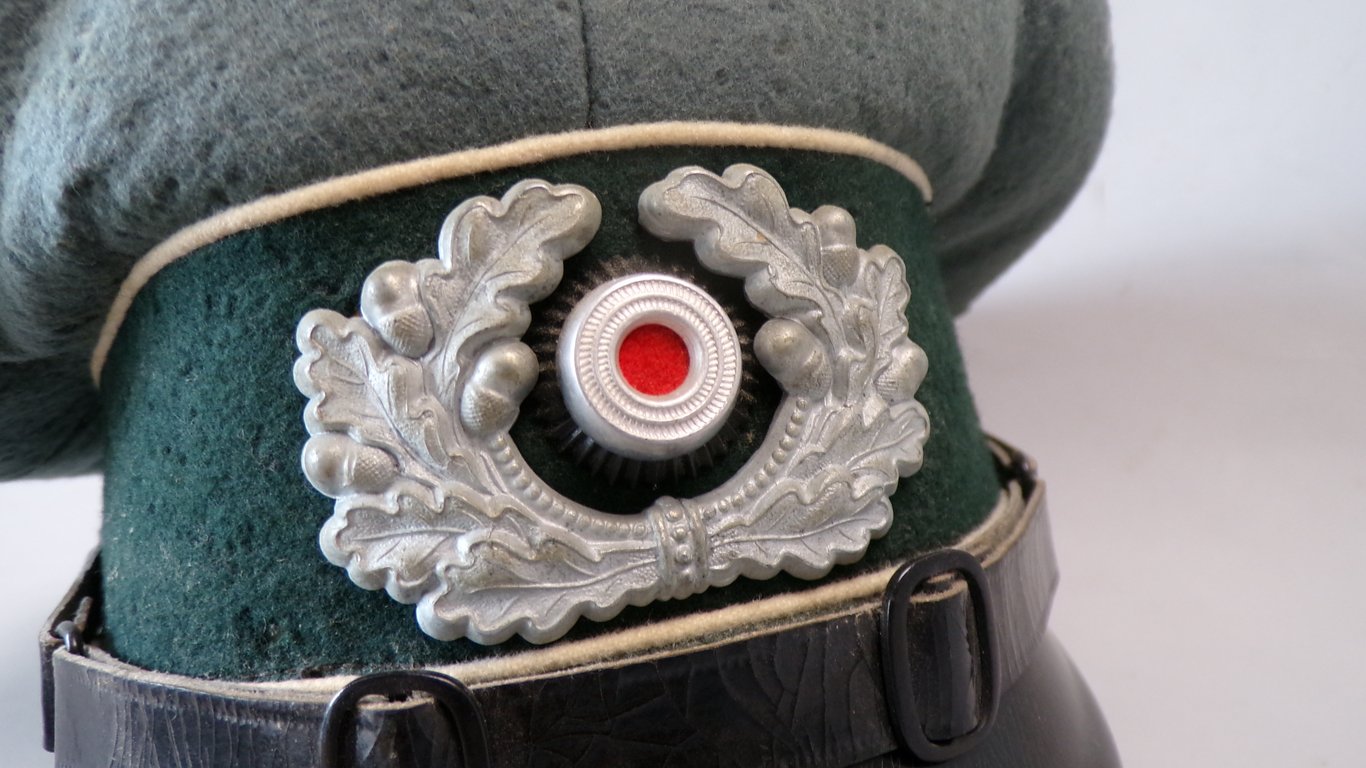 Oberstabsgefreiten 260.Inf.Div Part 2