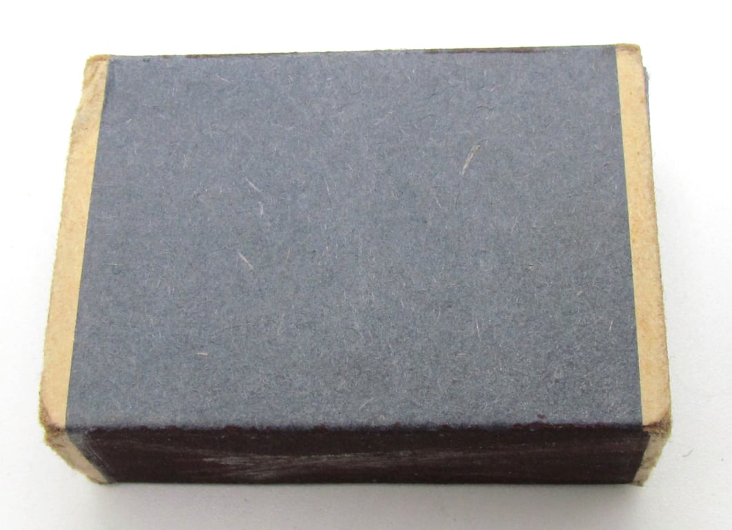 "Sicherheits-Sturm-Zündhölzer"  ( safety storm matches-empty )