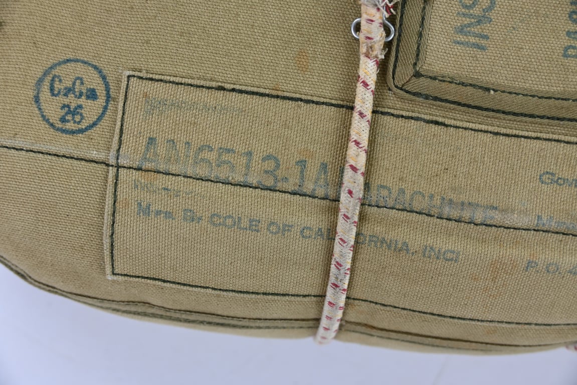 USAAF WW2 AN-6513-1A Chestpack with Parachute